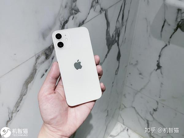 Iphone 12 Mini抢先体验 真机和想象中不太一样 知乎