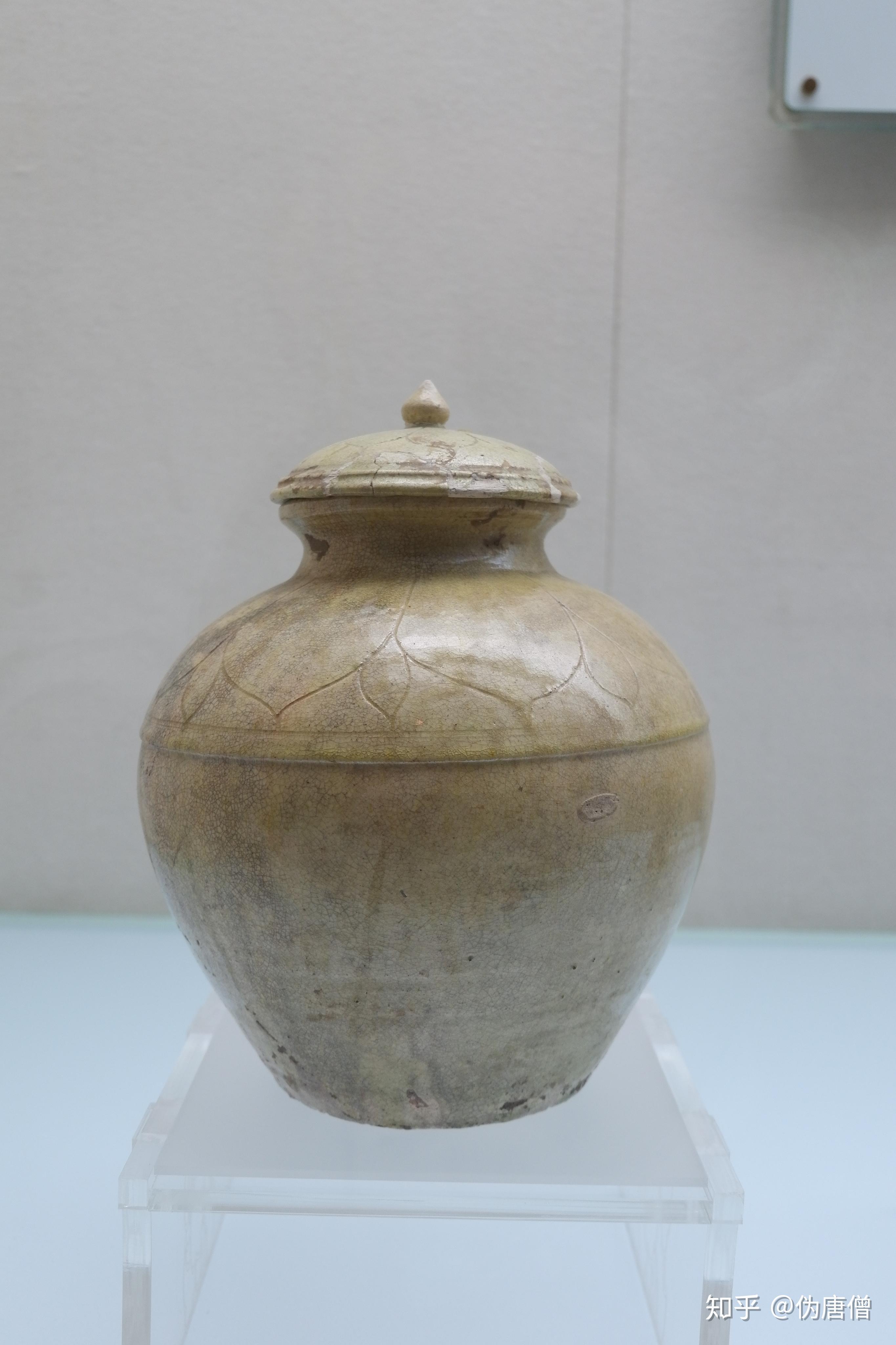 博物馆里的瓷器史7北齐青釉仰覆莲花尊河北博物院藏