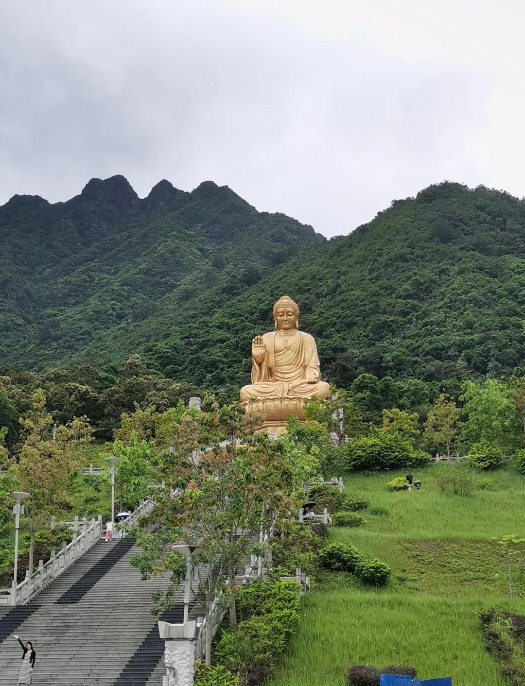 一,鸡鸣寺——中国第一雄鸡寺庙