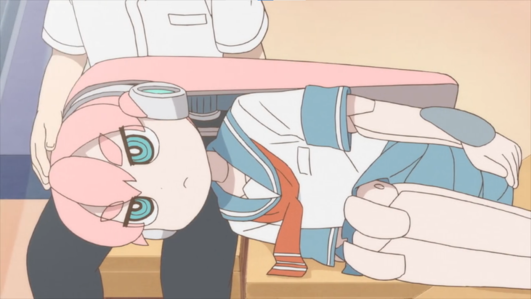 这部泡面番每集时长只有10多分钟但全程笑点不断车速有点快