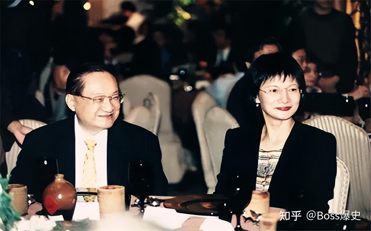 朱玫:为金庸生下4个孩子,陪他白手起家,却输给了23岁卖酒女郎 - 知乎