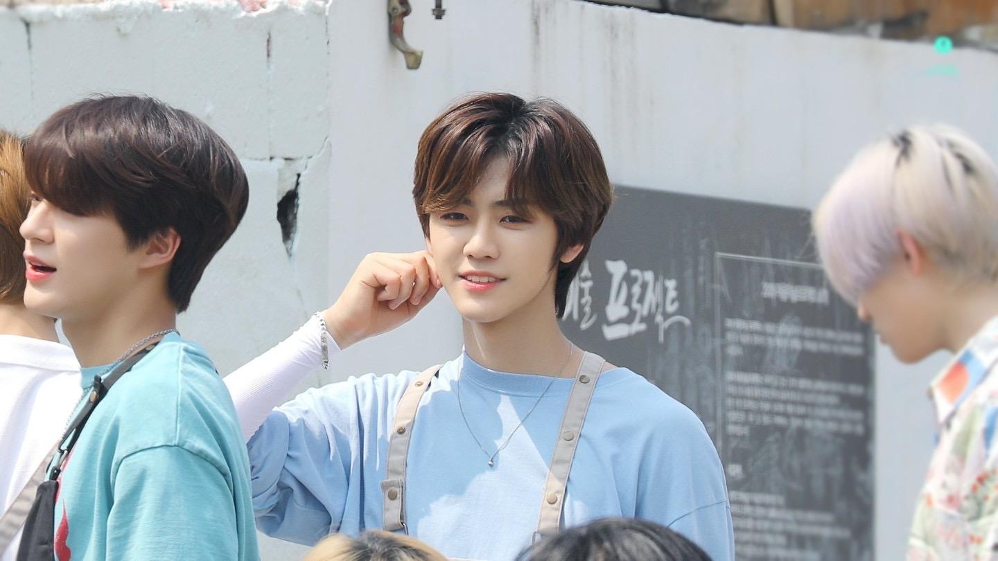 求图有没有nct罗渽民的神图来吧球球各位姐妹拿图砸死我