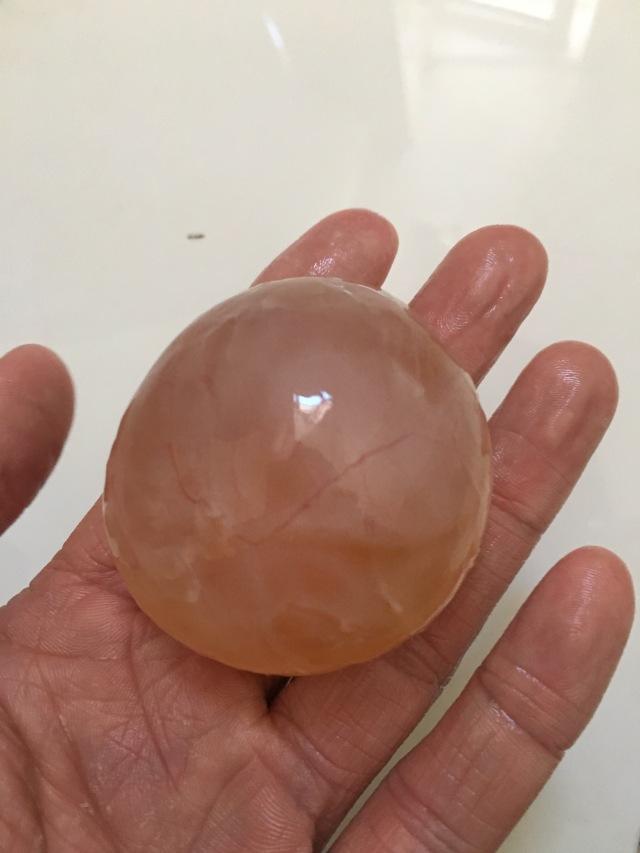 这个马的卵泡像鸡蛋一样大