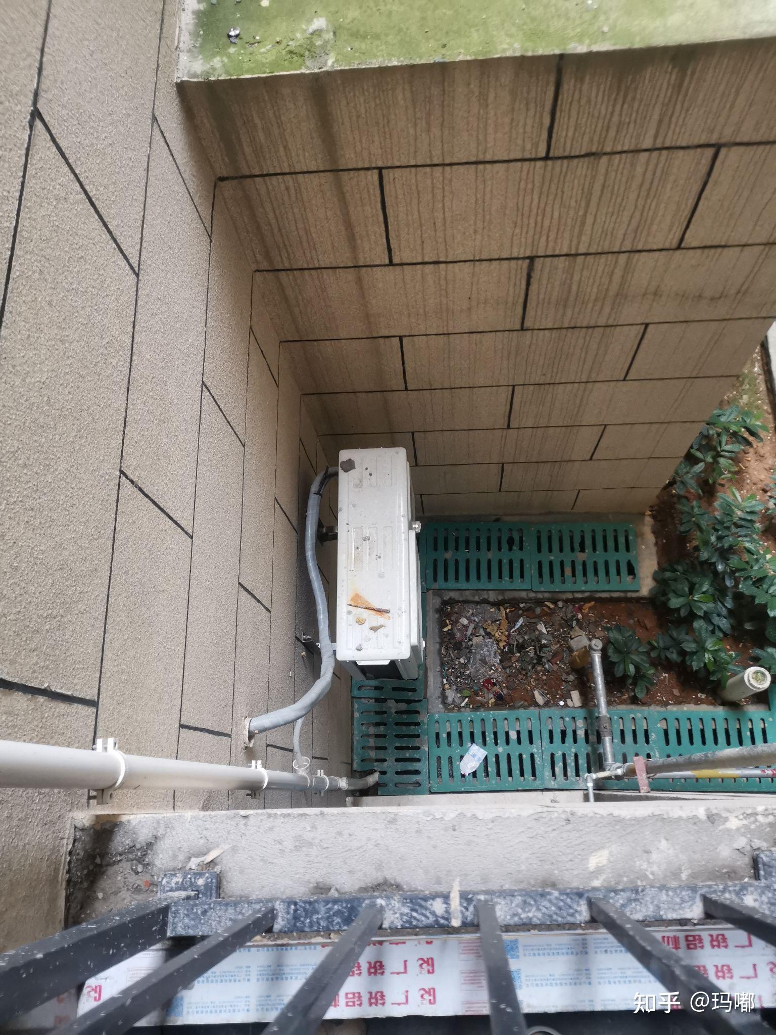 地标广西桂平市三千城悦公馆某栋二楼反水污水倒灌想加装溢流管我和一