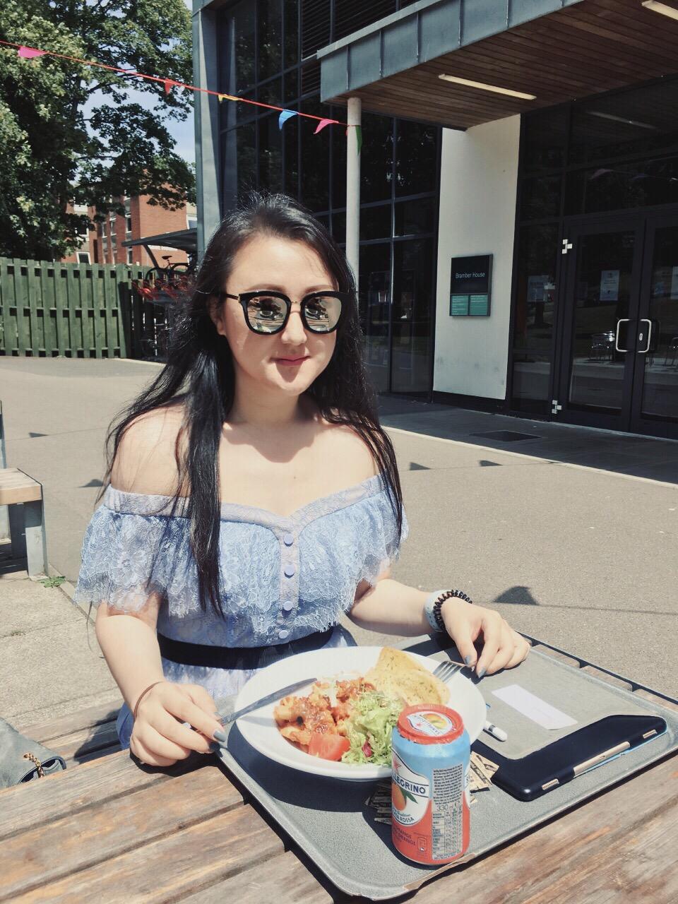 怎样才算一个成功的女人 v2-7f38243f8583e9c9c1dc525e9bd5e5f7_r.jpg