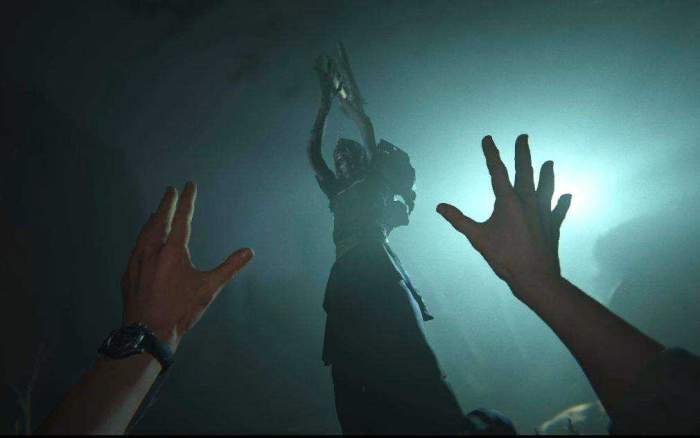 我被剁吊了逃生2中的恐怖解读和人性浅谈