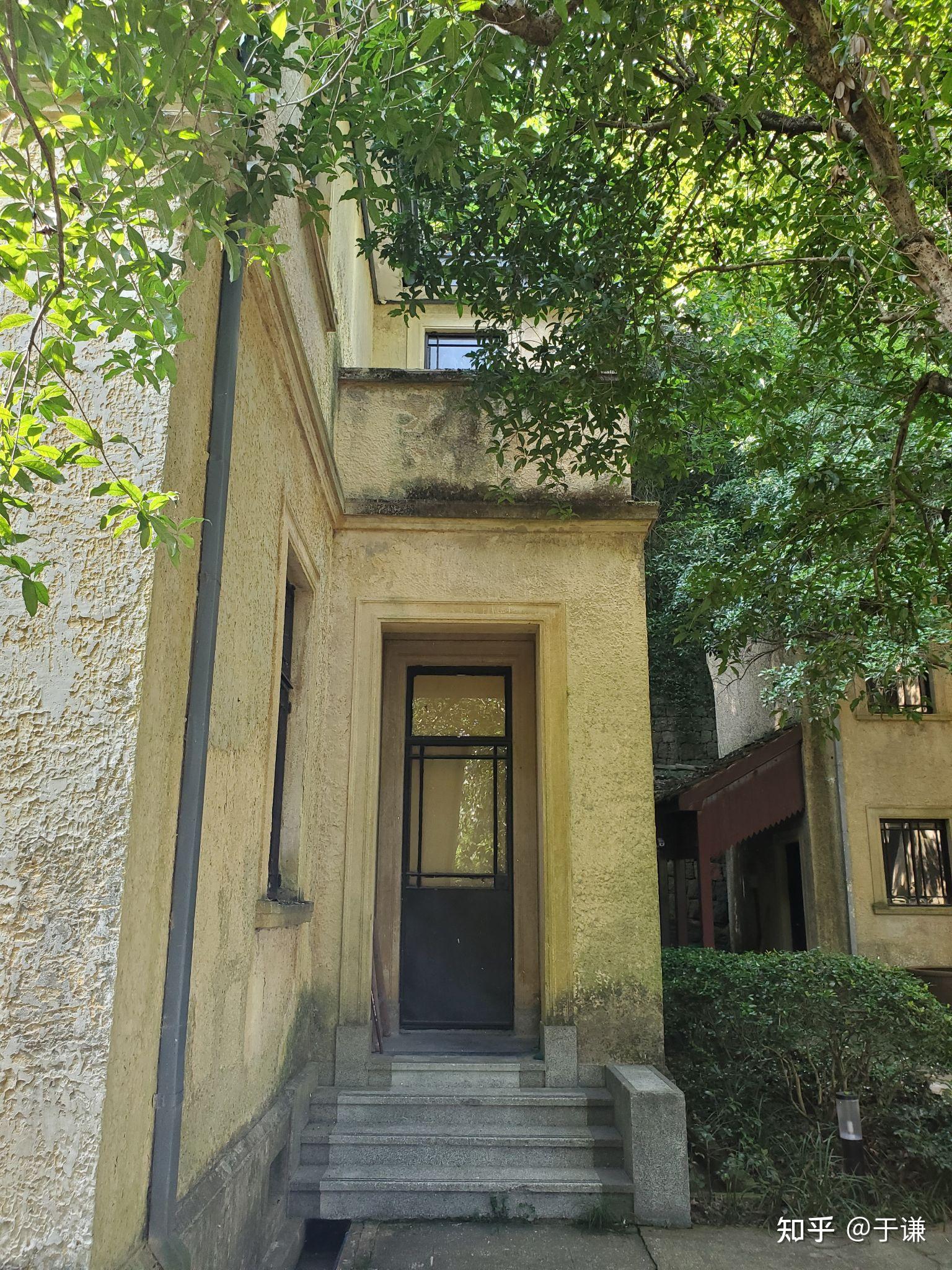 葛岭 于谦 4人赞同了该文章 67 目录 收起 智果禅寺: 静逸别墅