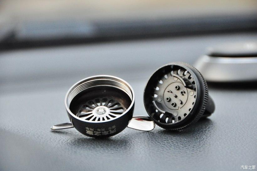 【家家众测】创意及美观十足-空军二号车载香水评测