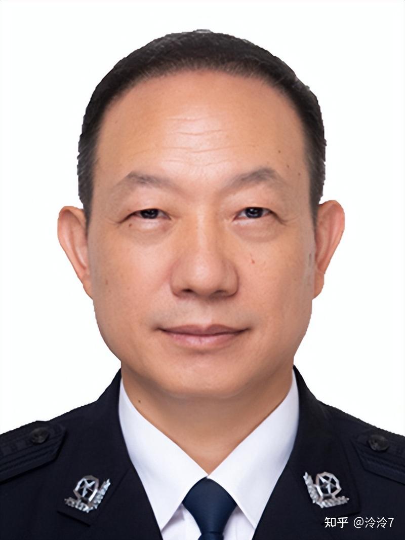 山东省济宁市公安局现任领导简介