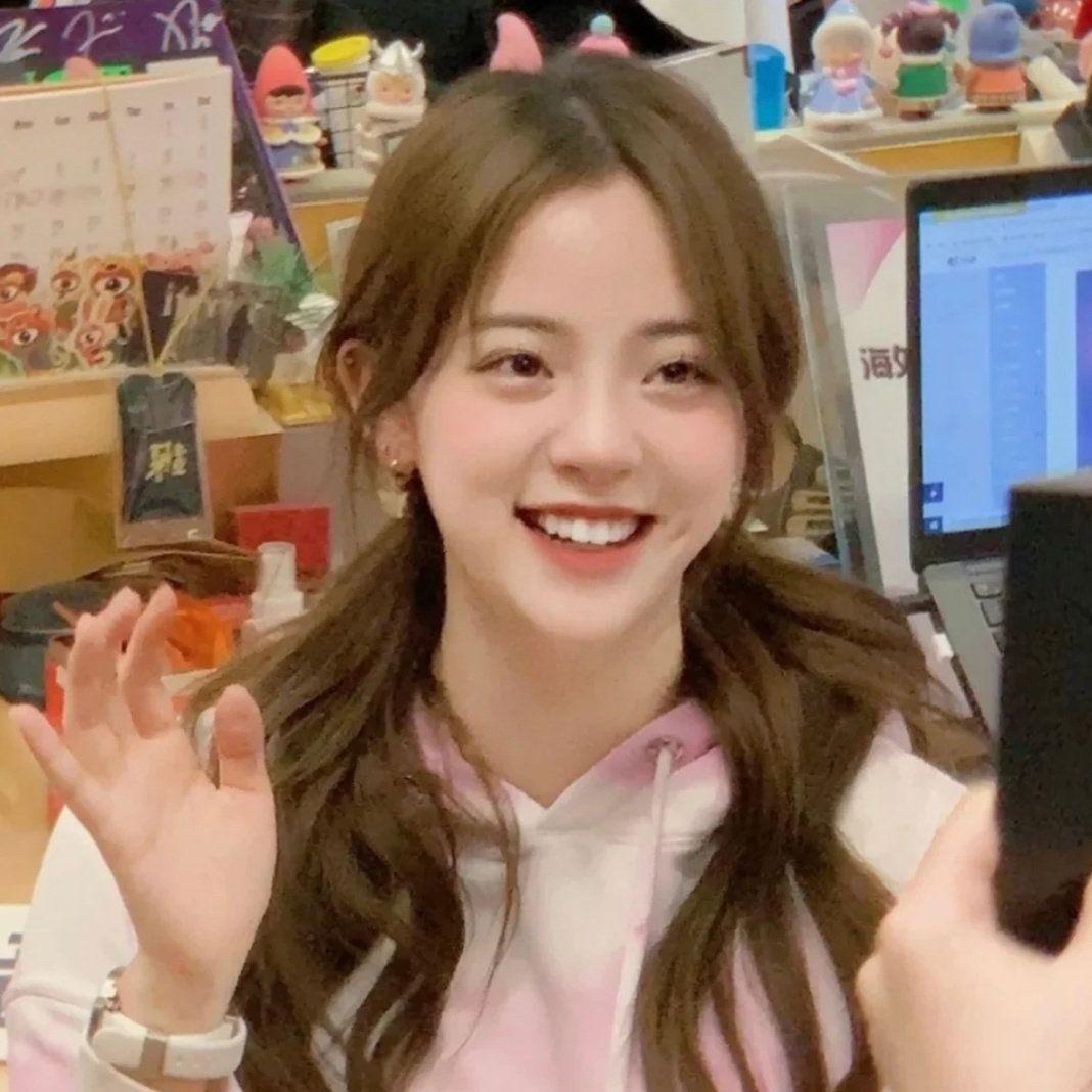 笑起来超好看的女生头像爱笑的女孩子运气不会差