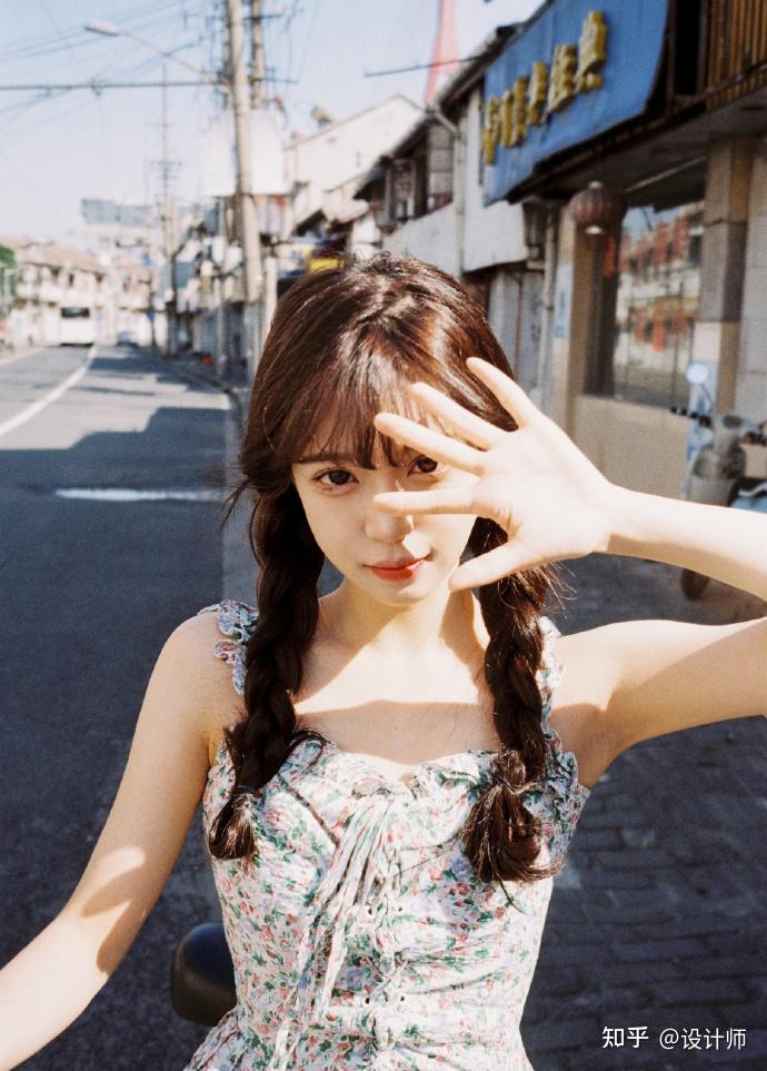 人像拍照怎么拍九个拍照姿势拍得自然照片好看