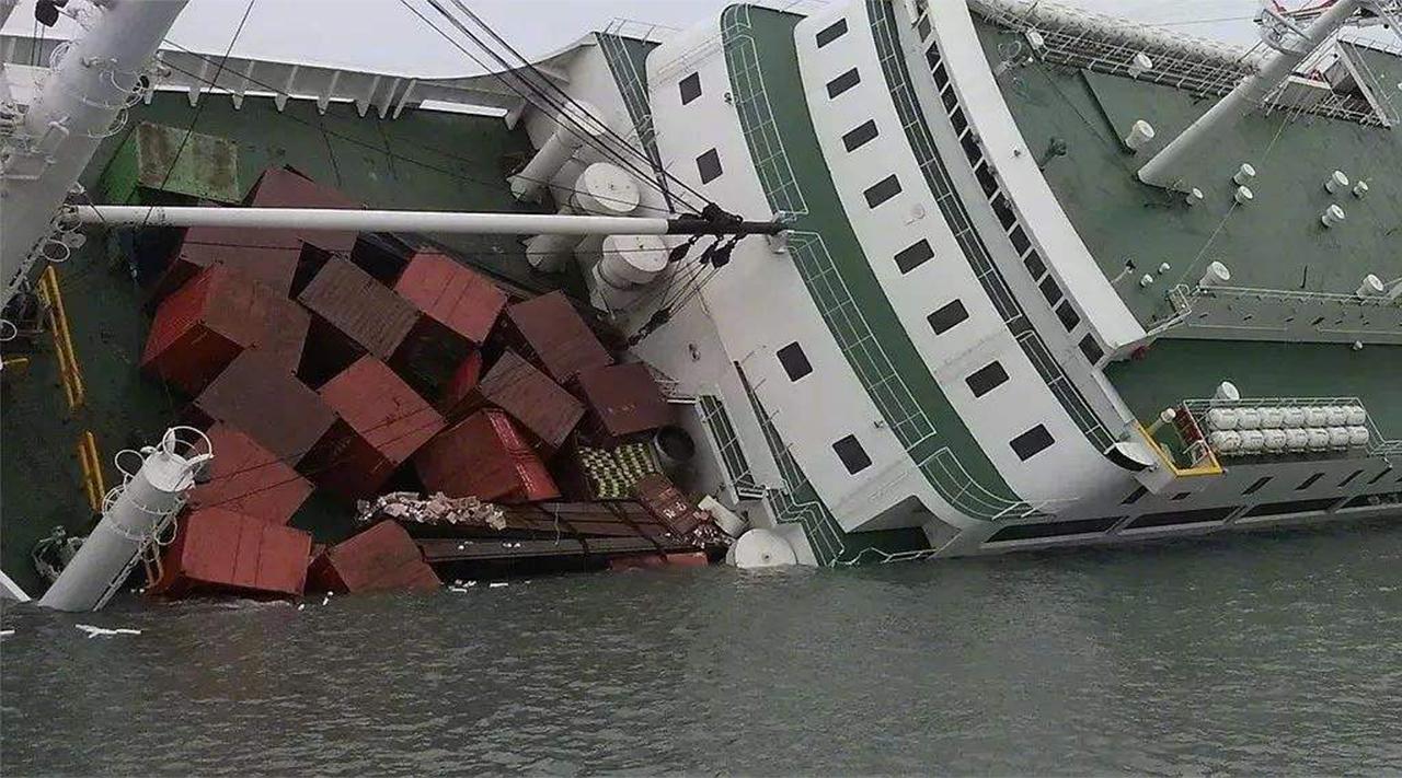 韩国重启世越号沉船事故调查五年前的惨案背后是韩国邪教吗