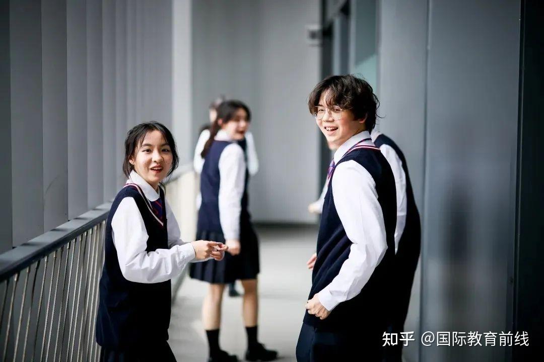 深圳国际学校学生校服大pk你心中的最美校服是哪个
