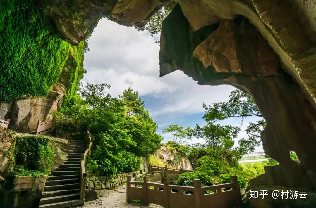 台州这个小县城开通了鲜甜号高铁杭州出发2h就能在海鲜排档里大快朵颐