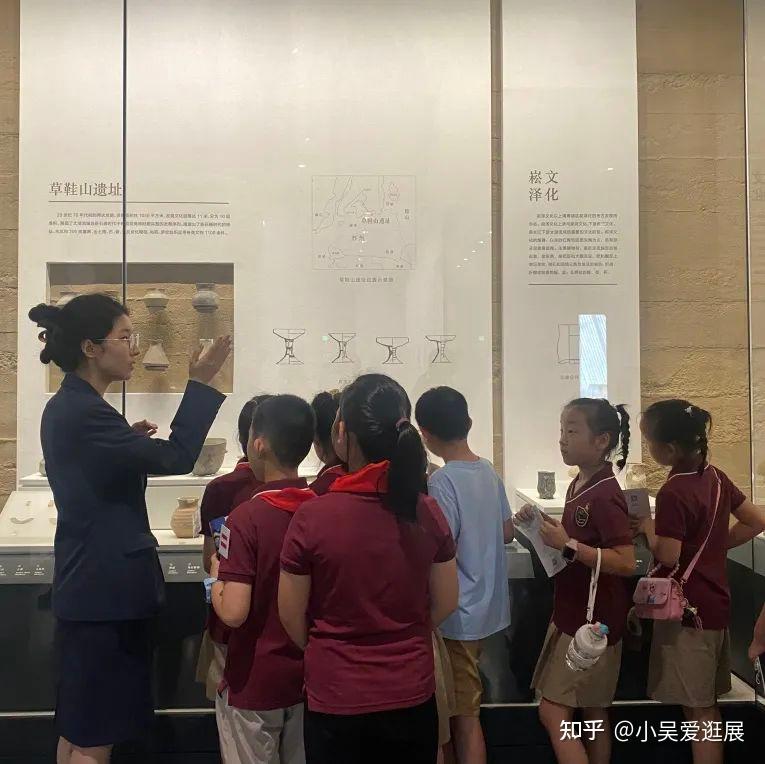 馆校合作丨吴文化博物馆×苏州市实验小学研学活动——“藏月入怀中”宫扇文化小课堂 - 知乎