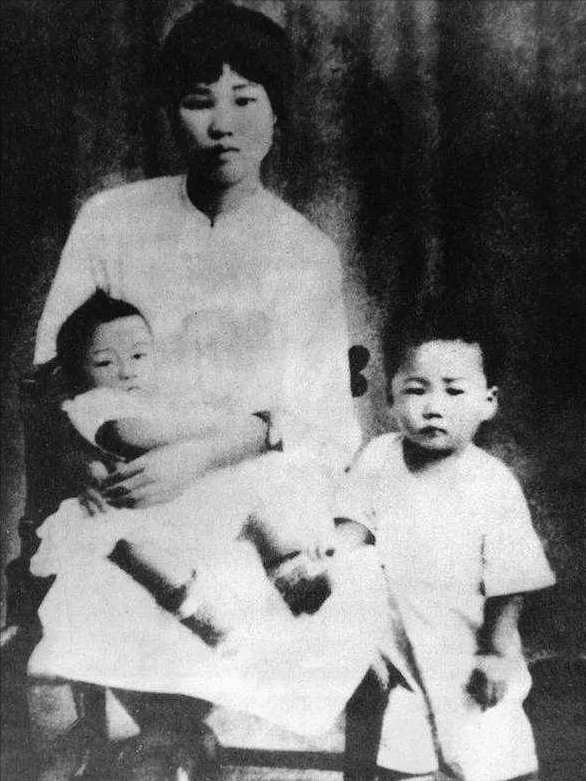 杨开慧牺牲细节:狱中未受重刑,身中两枪未死,下午又被补了一枪 - 知乎