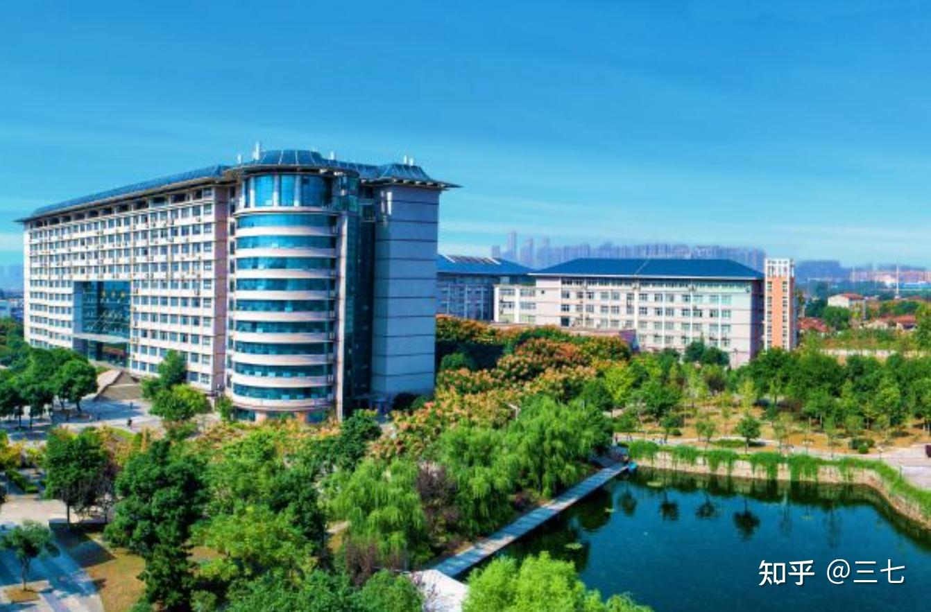 本科助学班怎么选？先从了解学校开始，今天聊聊武汉工商学院。 - 知乎