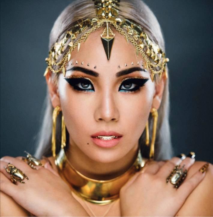 镶金牙才in明星刮起金牙炫富风你怎么看