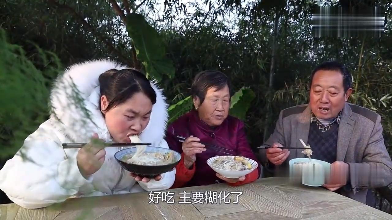 胖妹做牛舌头先卤后烤再配上大酱比饭店做的还好吃
