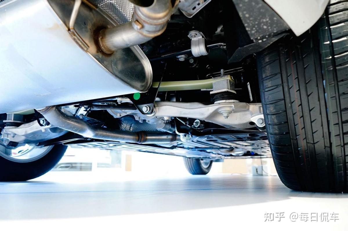 40万内轻松落地的豪华中级SUV 沃尔沃XC60 2023款实拍导购-2022款沃尔沃xc60最新消息