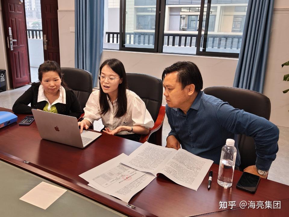 数字引航 | "星动力"教学深度融合研讨会在广西南宁多校召开