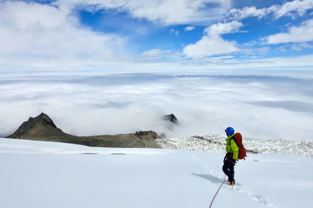 国人首登中山峰四川第二高峰中山峰攀登纪实