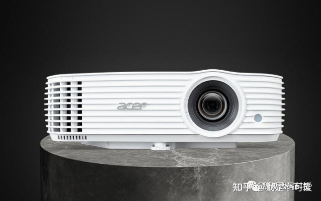 峰米r1超短焦激光投影仪峰米r1超短焦激光投影仪相比于其它的长焦投影