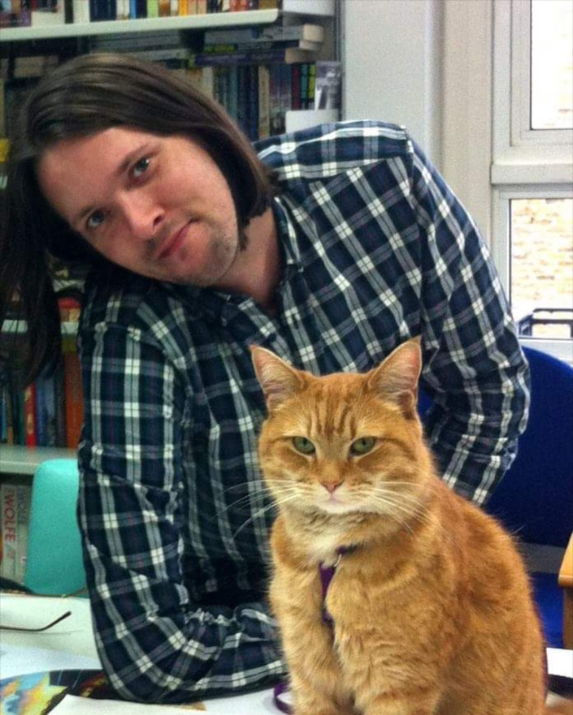 流浪猫鲍勃去世:不是老死,而是死于车祸!