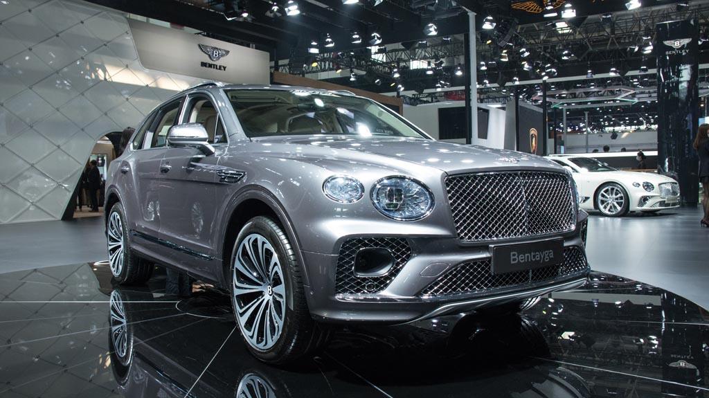 北京车展实拍新款宾利添越奢华suv舍我其谁