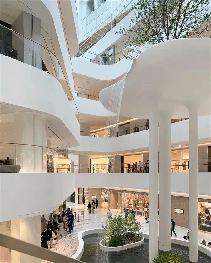 购物中心全新设计案例指南带你玩点不一样的中庭