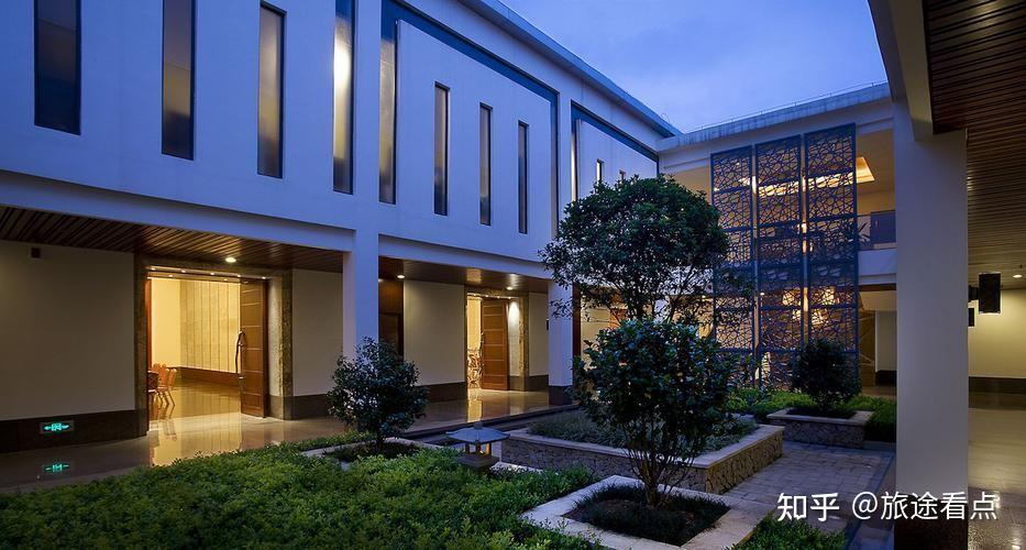 文旅月历丨冬游广西正当时,养生温泉享暖冬!