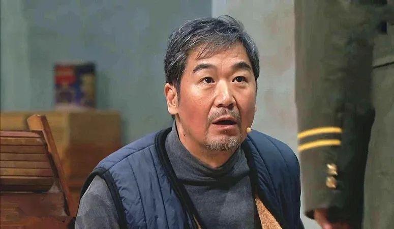 张国立:27岁靠前妻翻身,33岁二婚,59岁因为儿子晚节不保 - 知乎