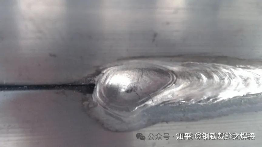 最新焊接外观检验标准对比及焊接缺陷图谱 - 知乎