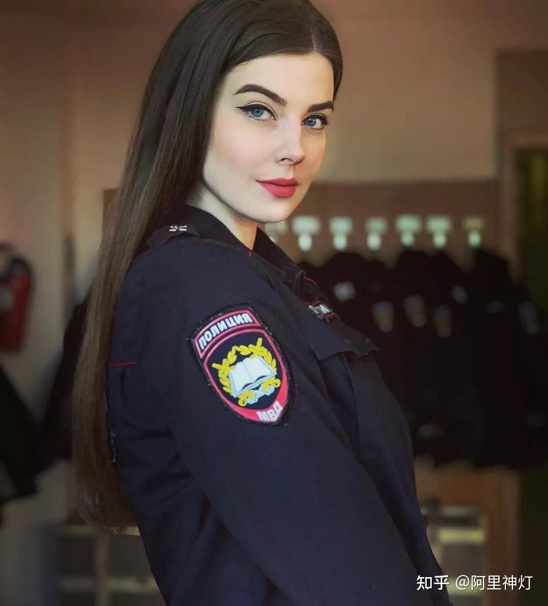 乌克兰最美女兵热门图片