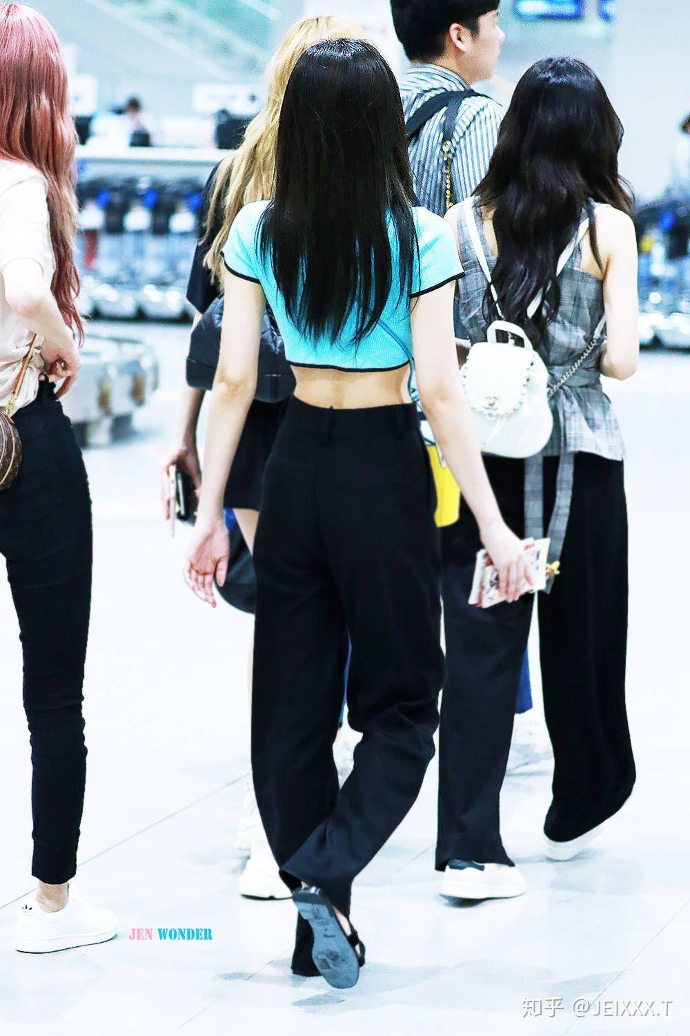有哪些jennie的背影图片? - 知乎