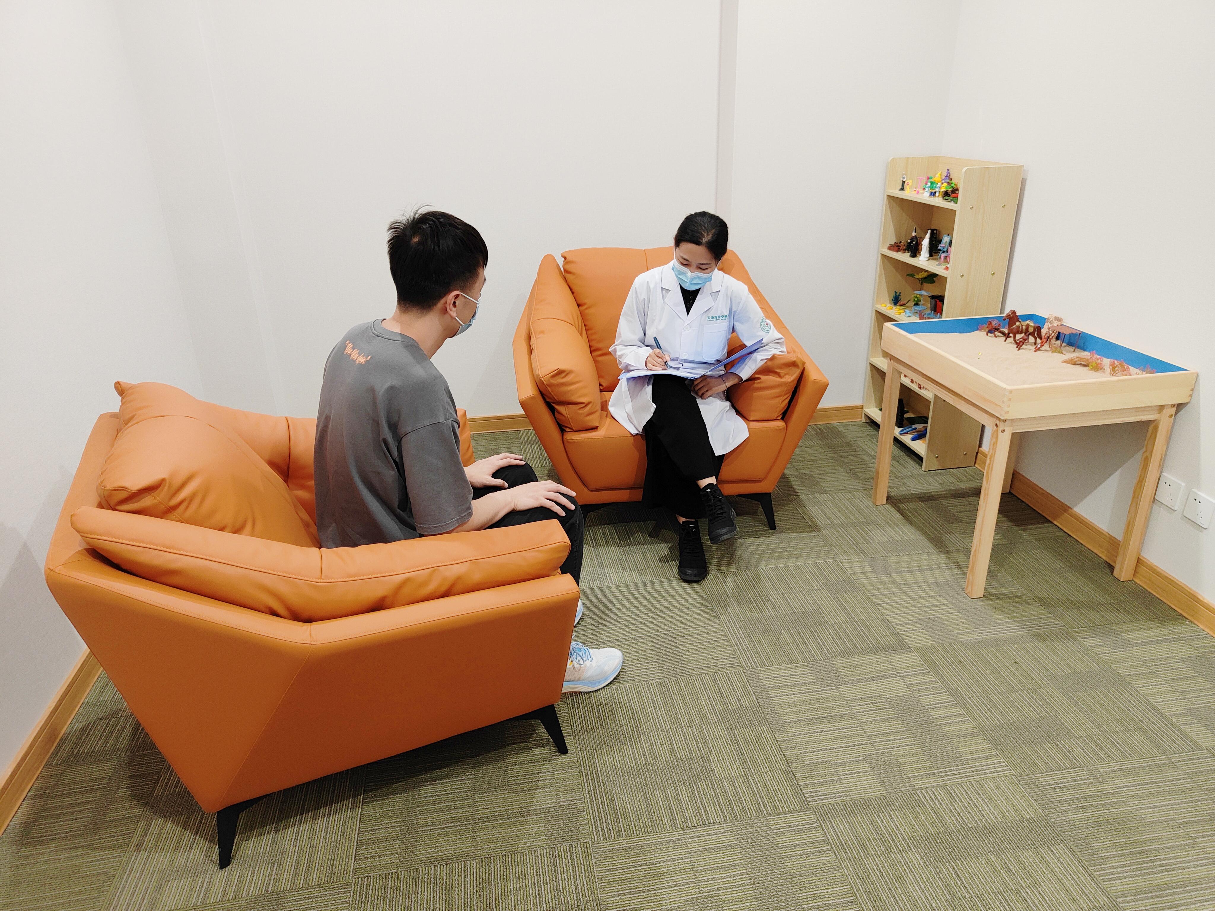 天津一对一专业心理咨询机构 原生家庭4大影响 每种都会决定你的一生