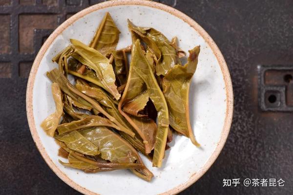 中国書画 肉筆紙本掛軸 甘霖 春雨如煙 歳次丁亥 肉筆紙本掛軸 水墨画