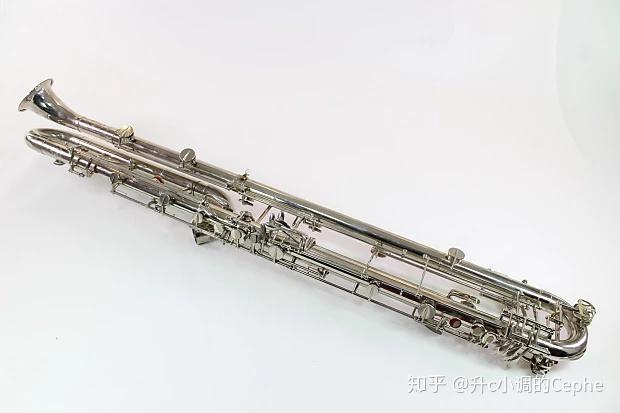 所以並不是很難看:contrabass clarinet倍低音單簧管單簧管家族薩克斯