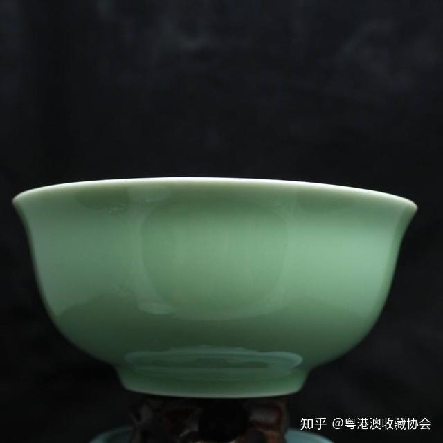 中国美術 豆青釉 内白 碗 時代物(A804) 豆青釉碗市场成交记录- 知乎