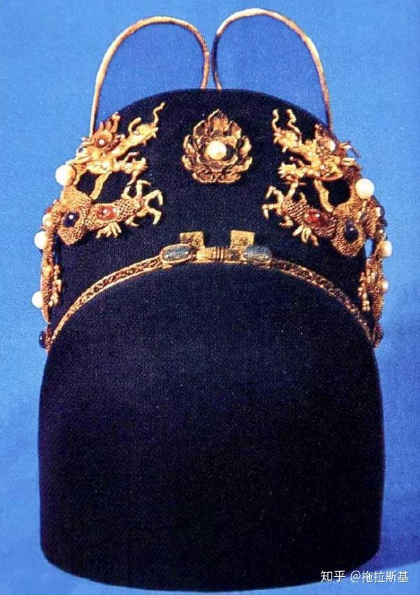 明代皇帝帽子图片