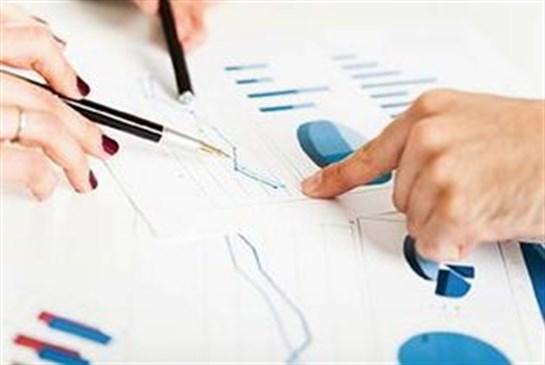战略分析数据分析班_公司战略对数据分析_使用数据分析决定战略的公司