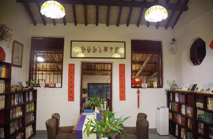 书店的样子有1001种有一种叫随园书店