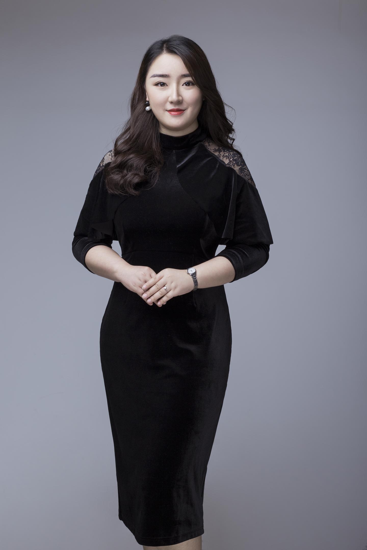 女为悦己者容她为女容者生