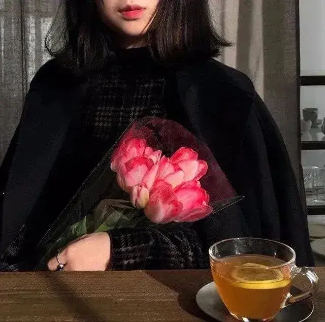 一些超级特别又好看的情侣头像,共190张-最好看的情侣头像动漫一人一半