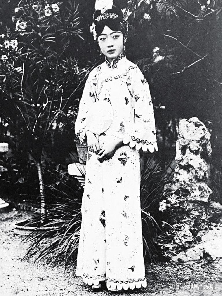 与皇帝离婚第一人:清朝皇妃文绣,跌宕起伏的一生 - 知乎