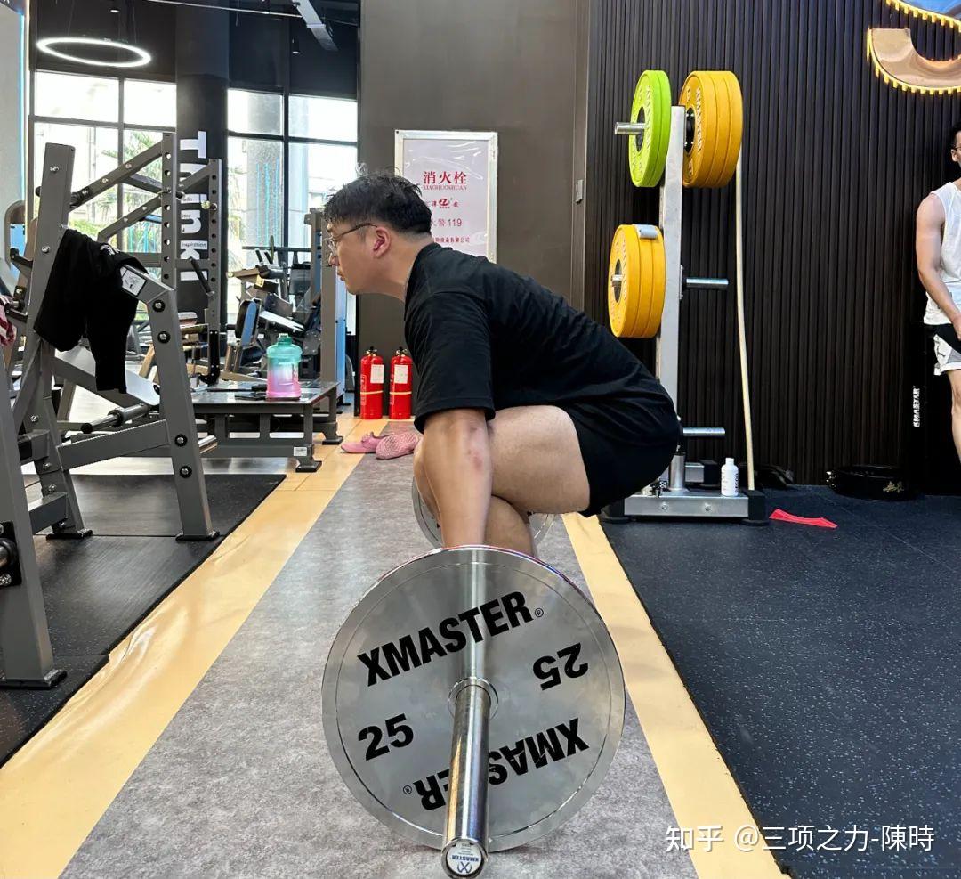 这么多种硬拉形式,我应该练哪个? - 知乎