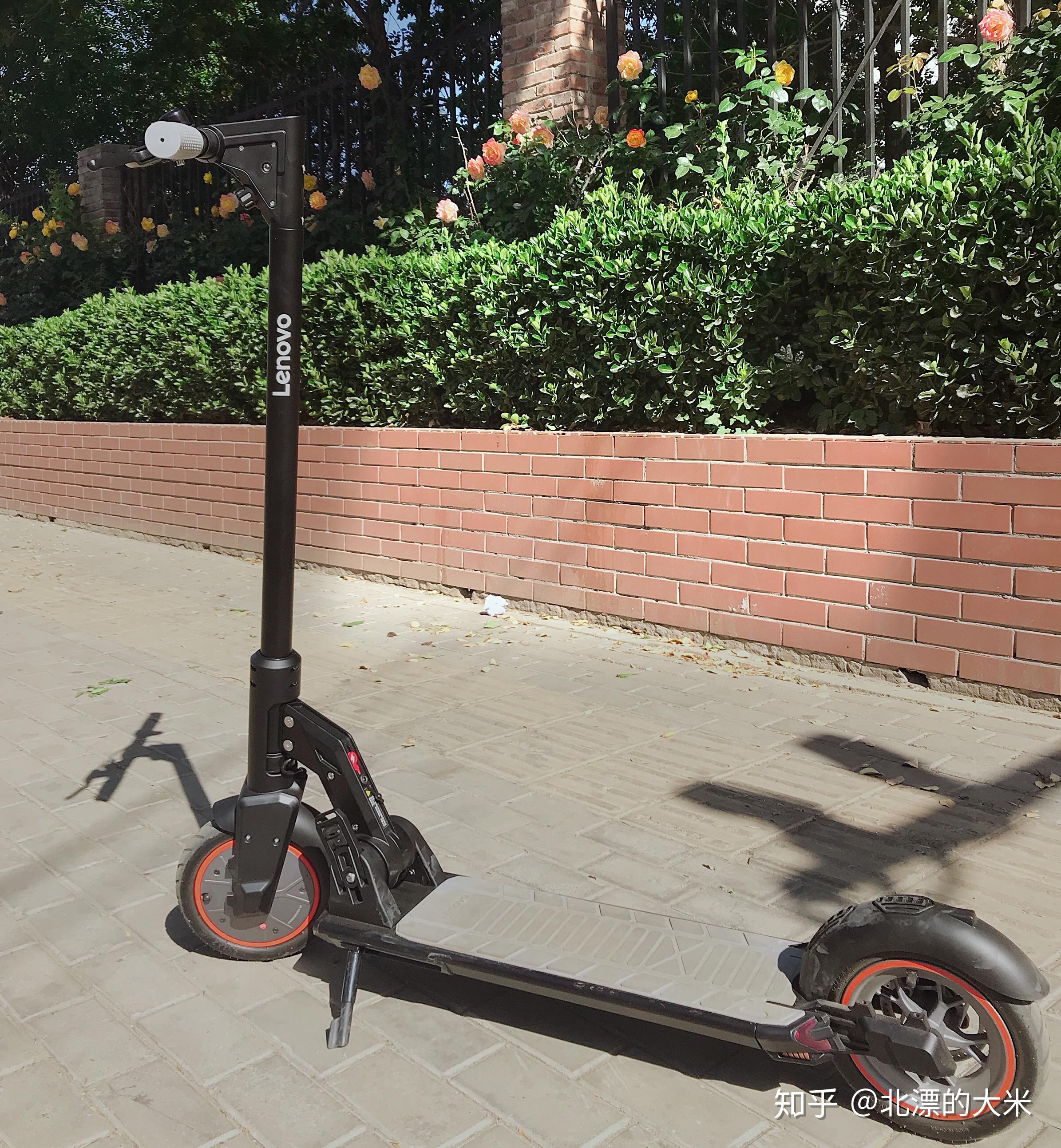 胖子的短途神器丨联想电动滑板车m2评测