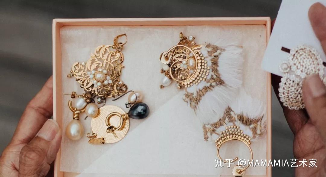 珠宝设计学校排名_珠宝设计手绘(2)