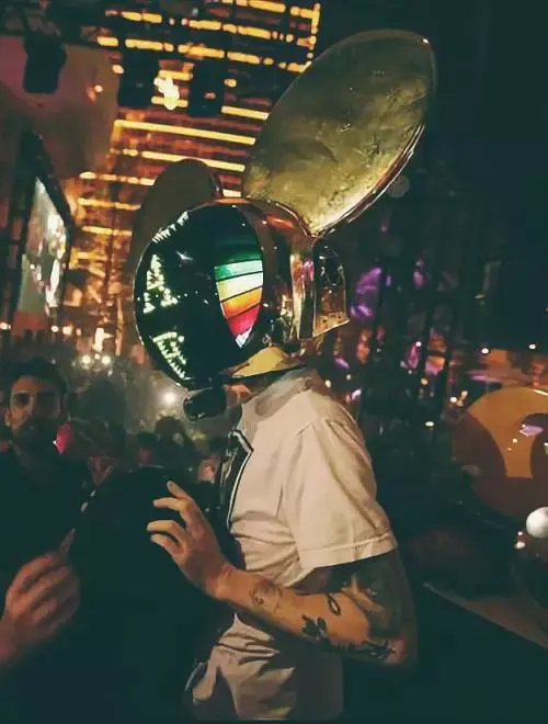 电子音乐节中最强rave找人装备