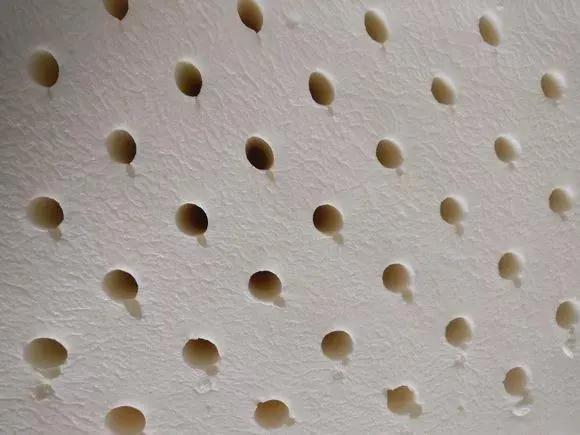 揭秘你所知的乳胶枕辨别方法90是错的不信来看